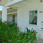 酒店 Hotel Budoni Beach 3*