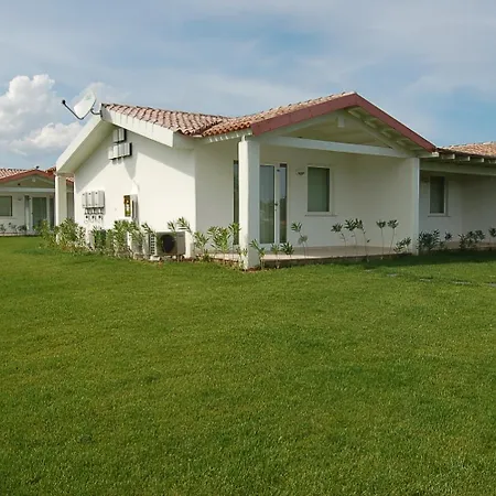 Отель Hotel Budoni Beach