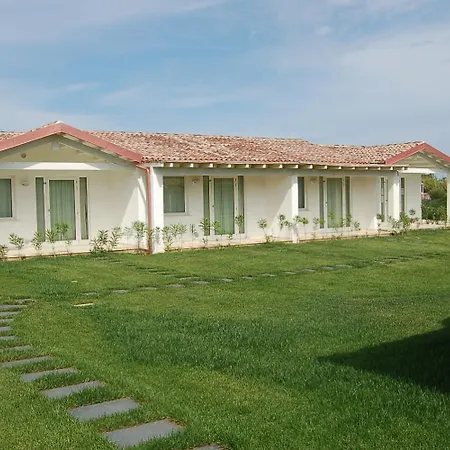 Hotel Budoni Beach فندق بودوني