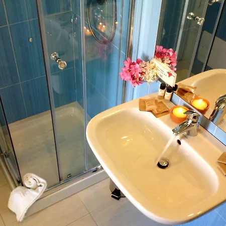 Hotel Budoni Beach فندق بودوني