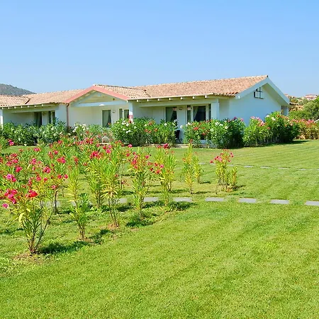 Hotel Budoni Beach 3*