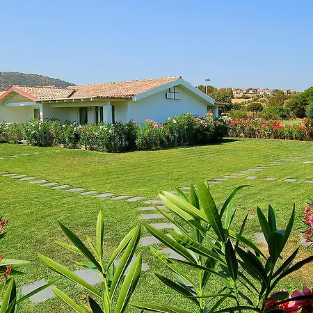 Hotel Budoni Beach بودوني