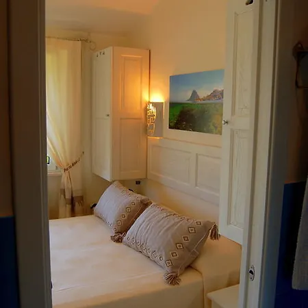 فندق Hotel Budoni Beach 3*