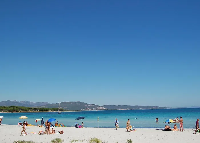 Hotel Budoni Beach ホテル ブドーニ