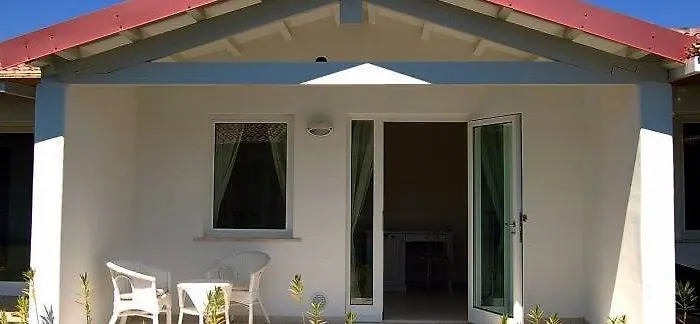 Hotel Budoni Beach ホテル 3*