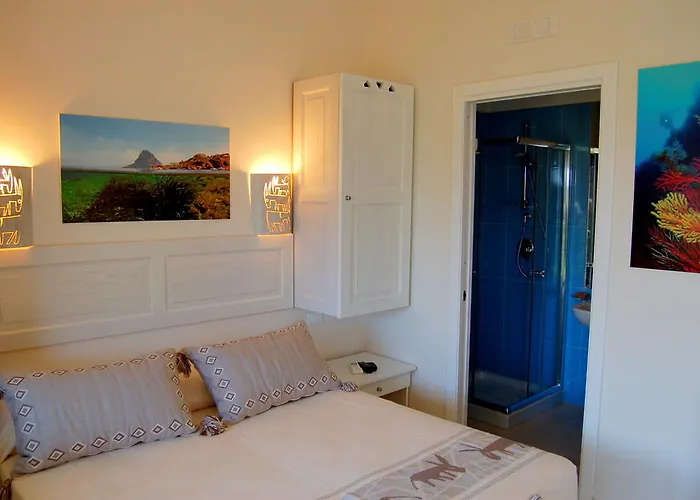 Hotel Budoni Beach 3* 布多尼