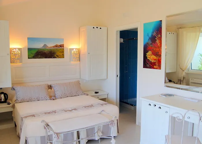 Hotel Budoni Beach 布多尼